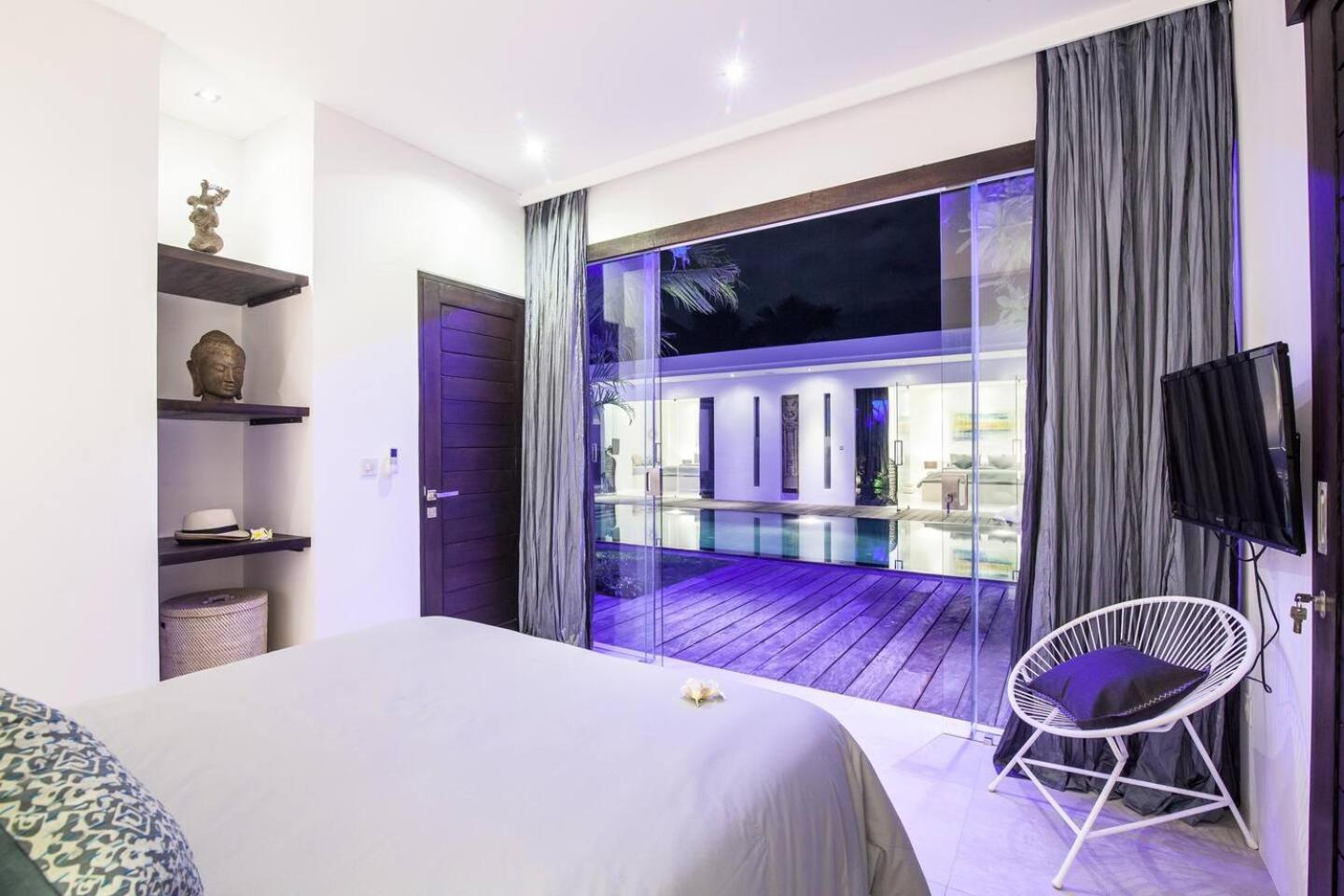 Stylish 4-bd In Seminyak (Bali)